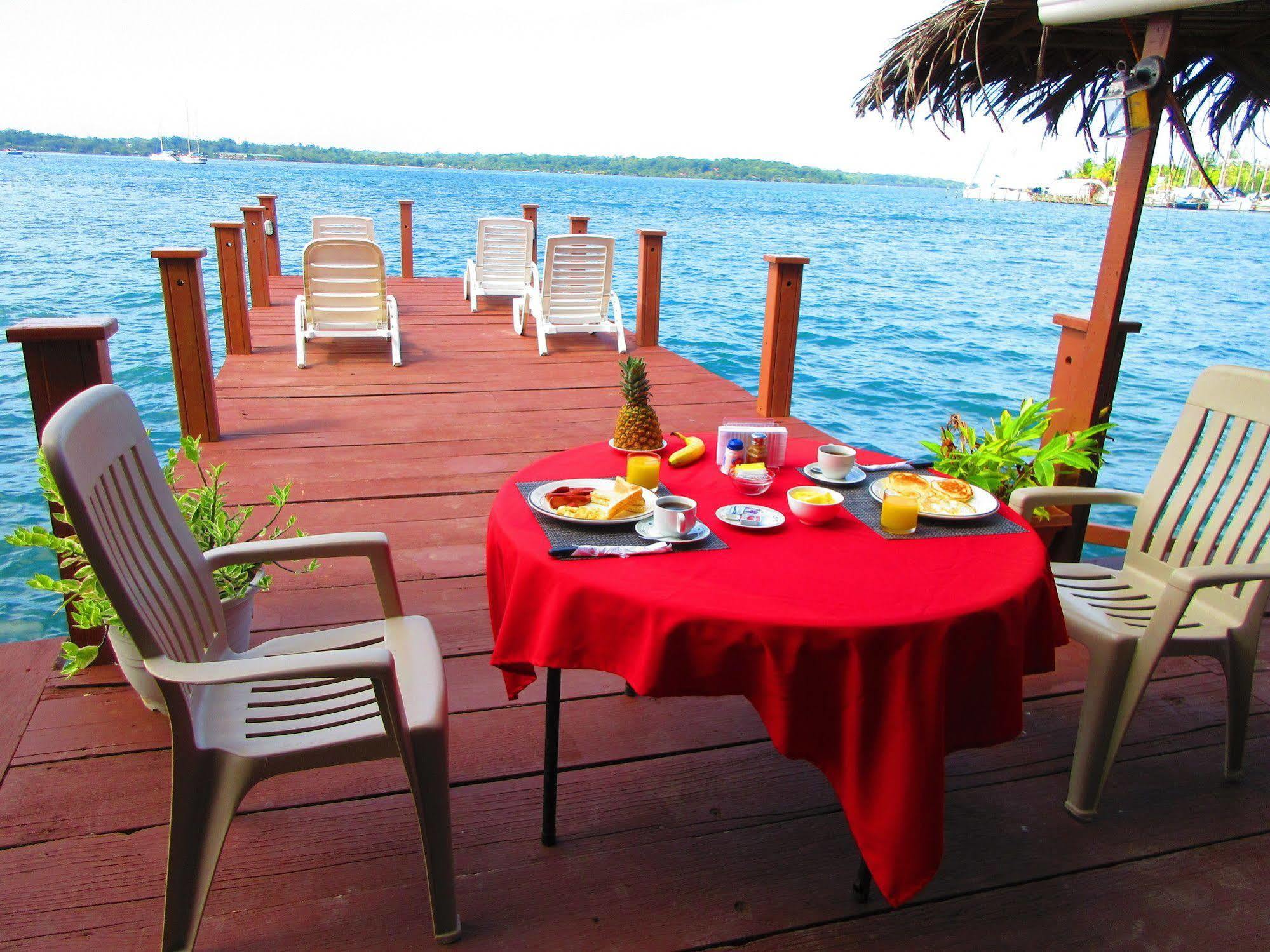 Los Balcones Over The Sea Hotel Bocas del Toro 外观 照片