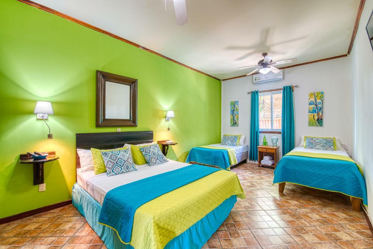 Los Balcones Over The Sea Hotel Bocas del Toro 外观 照片