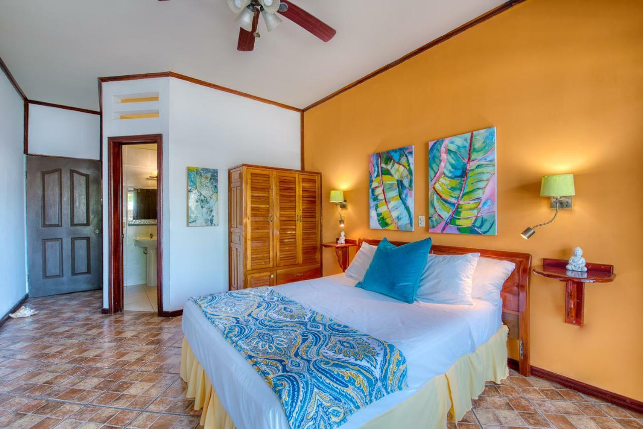 Los Balcones Over The Sea Hotel Bocas del Toro 外观 照片