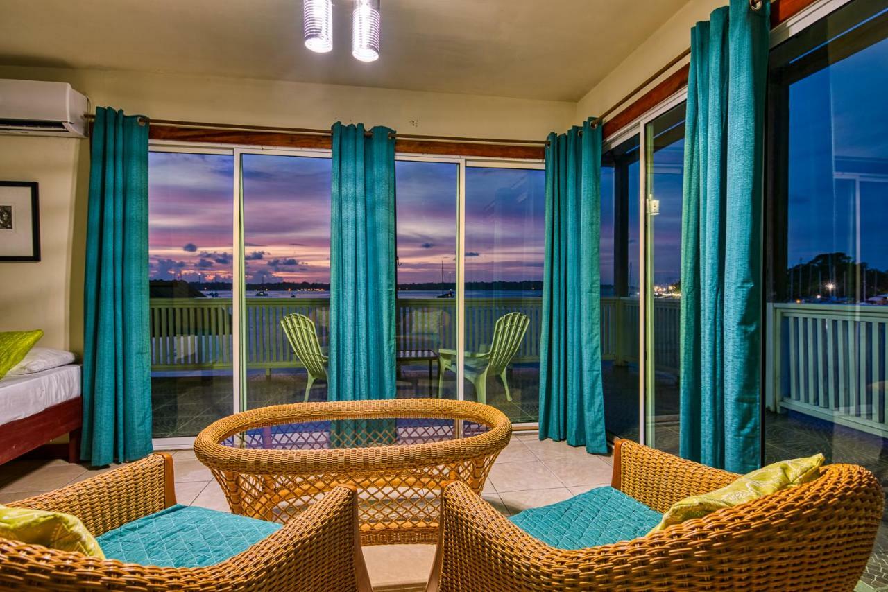 Los Balcones Over The Sea Hotel Bocas del Toro 外观 照片